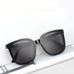 Men's And Women's Fashion Polarized Sun Glasses - Image 4