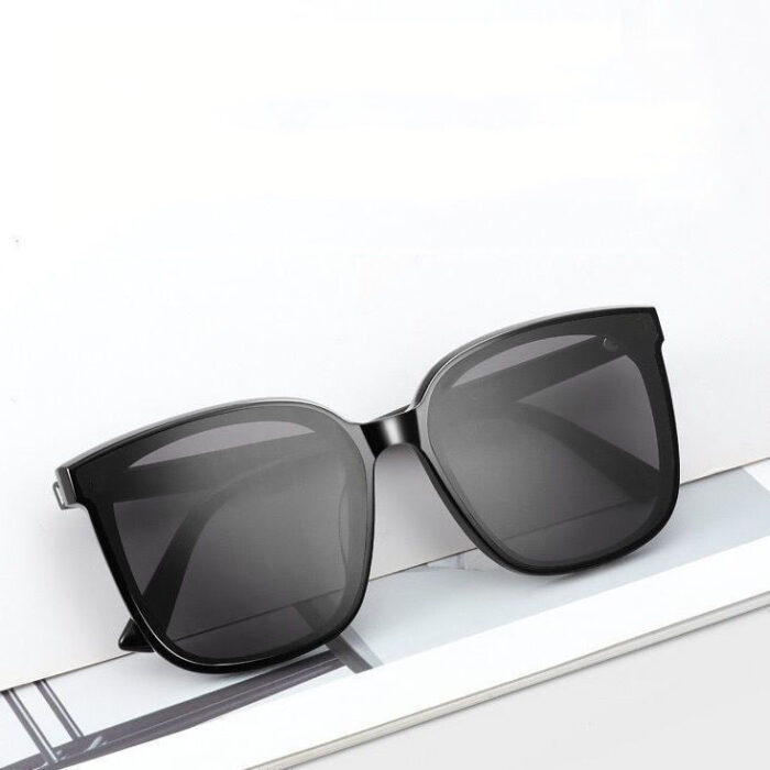 Men's And Women's Fashion Polarized Sun Glasses - Image 4