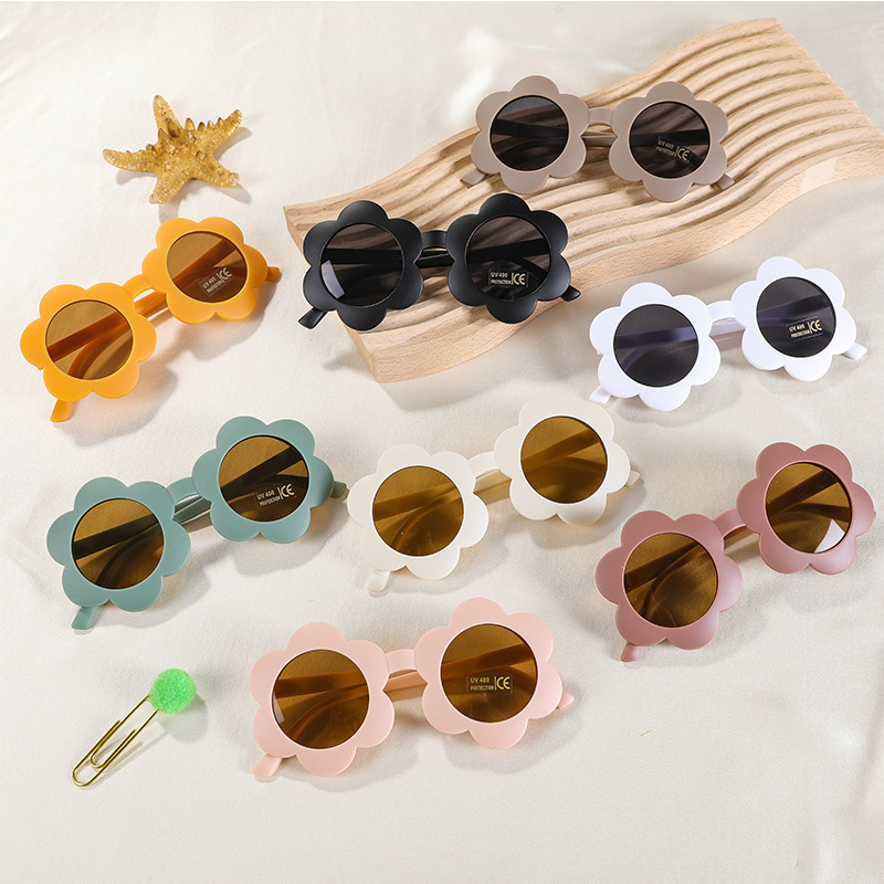 4817a4a9-aac1-41b3-b37c-184abaffd40e.jpg Children's Baby Cute Sun Flower Sunglasses Advanced Frosted Photo Sun-shade Glasses - Image 1