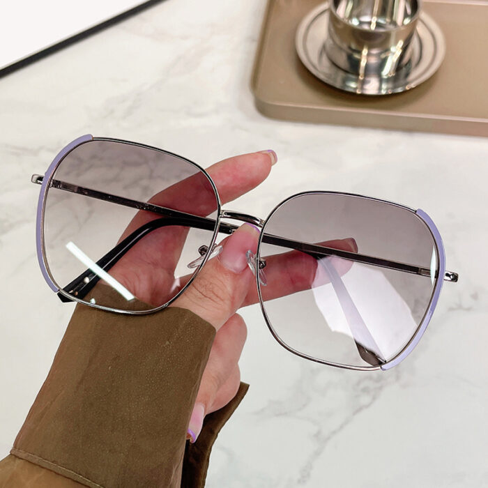 Men's And Women's Fashionable UV Protection And Slimming Sun Glasses - Image 5