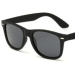 New Star With The Same Sunglasses Glasses