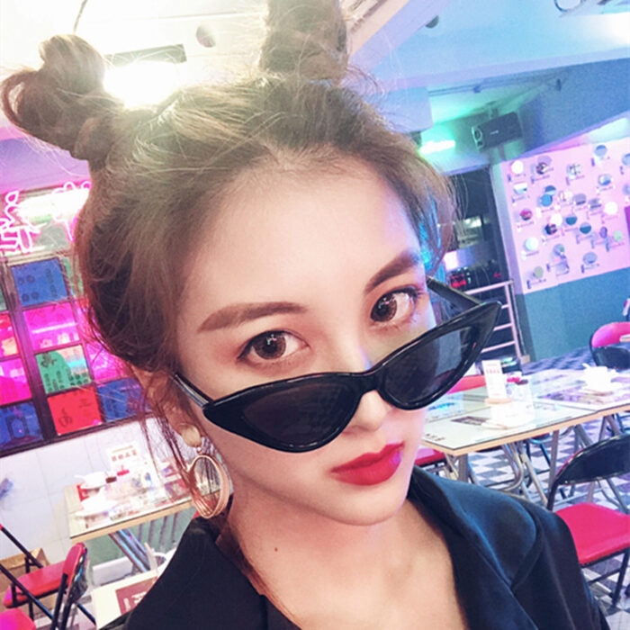 Korean version of the retro retro Harajuku cat eye sunglasses - Image 4