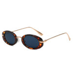Retro High-grade Catwalk Sun Glasses - Image 2